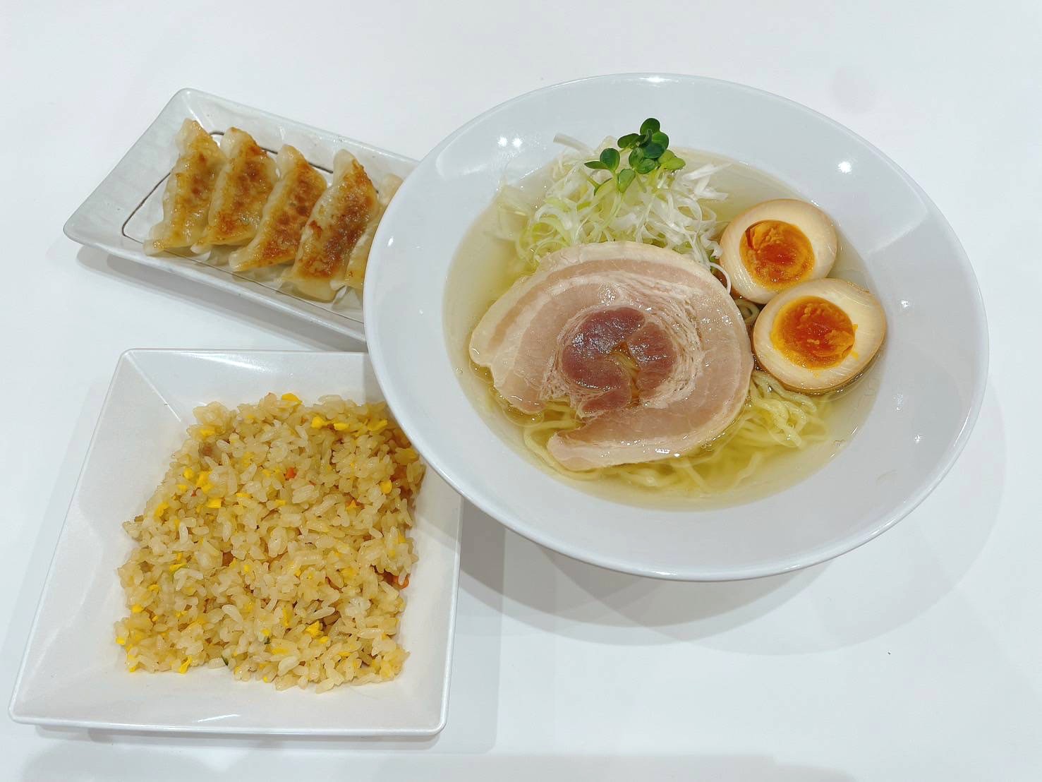 サービスエリア事業